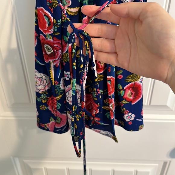 Blue Rain Floral Romper - Picture 5 of 13